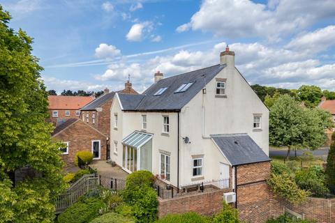 5 Back Lane, Whixley, York, YO26 8BG
