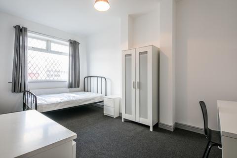 4 bedroom house share to rent, 225 Sharrow Vale Road, Ecclesall