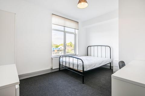 4 bedroom house share to rent, 225 Sharrow Vale Road, Ecclesall