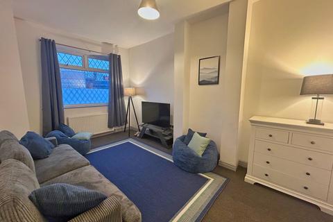 4 bedroom house share to rent, 225 Sharrow Vale Road, Ecclesall