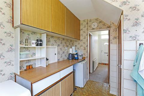 undefined, Manor Crescent, Walton, Wakefield, West Yorkshire, WF2
