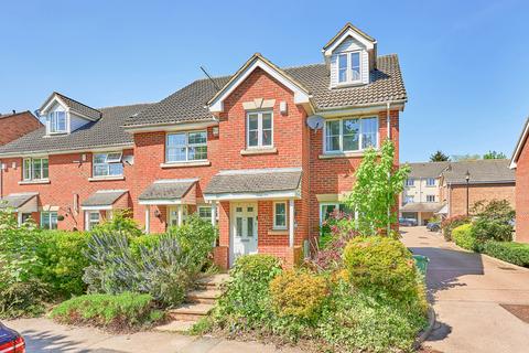 undefined, Holyrood Crescent, Hertfordshire AL1