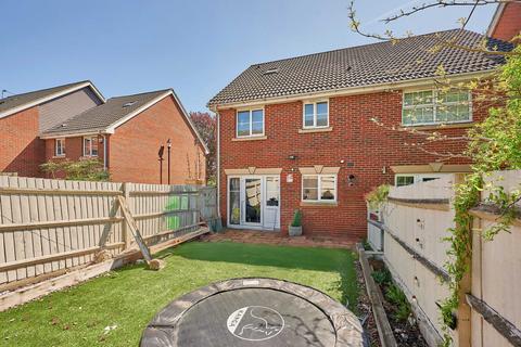 undefined, Holyrood Crescent, Hertfordshire AL1