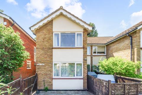2 bedroom maisonette for sale, Pollard Road, Morden SM4