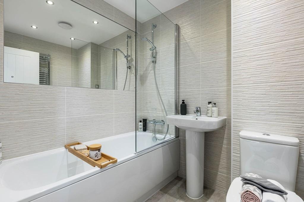 Family-friendly Bathroom