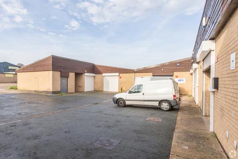 Warehouse to rent, 7-15 Craven Way Newmarket CB8 0BW