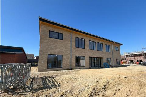 Office to rent, 15 Newbolt Close Stowmarket IP14 1UX