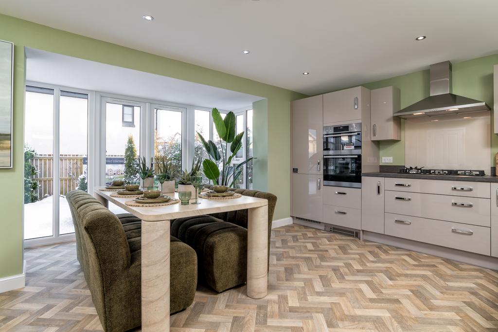 DEV002497 Dalmally H411 03