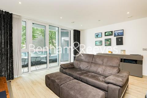 2 bedroom apartment to rent, Glenthorne Road,  Hammersmith W6