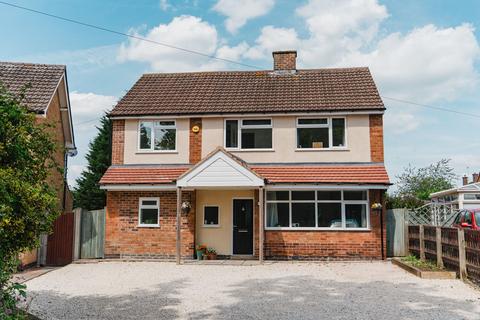 4 bedroom detached house for sale, Beeby Road, Scraptoft, LE7