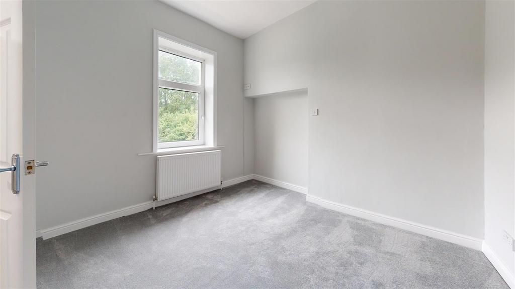 Clay-Hall-Bedroom 4.jpg