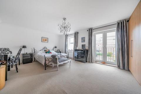 4 bedroom townhouse to rent, Virginia Water,  Surrey,  GU25