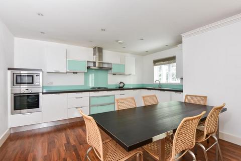 undefined, Sunningdale,  Berkshire,  SL5