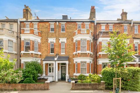 2 bedroom flat for sale, Gondar Gardens, London NW6