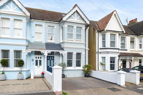 14 Alexandra Road, Worthing, BN11 2DX