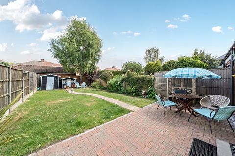 4 bedroom semi-detached house for sale, Kynance Gardens, Stanmore