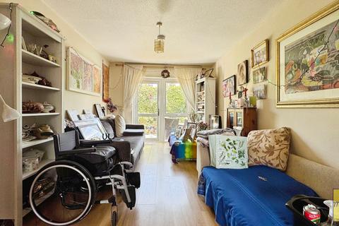 1 bedroom ground floor flat for sale, Brunswick Court, Russell Street, Swansea