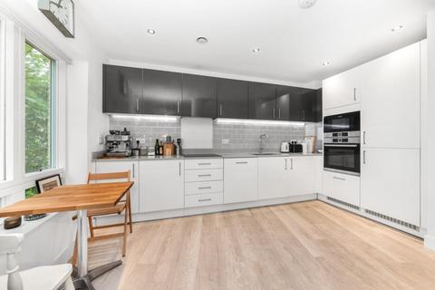 2 bedroom apartment for sale, Sylvan Hill, Crystal Palace, London, SE19