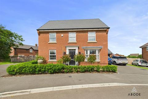 38 Kingstone Road, Uttoxeter, ST14 8WH