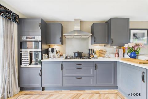 38 Kingstone Road, Uttoxeter, ST14 8WH
