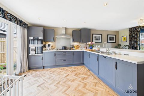 38 Kingstone Road, Uttoxeter, ST14 8WH