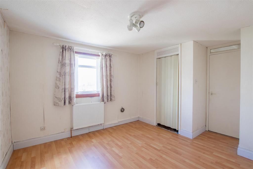 Bedroom.three-1.jpg