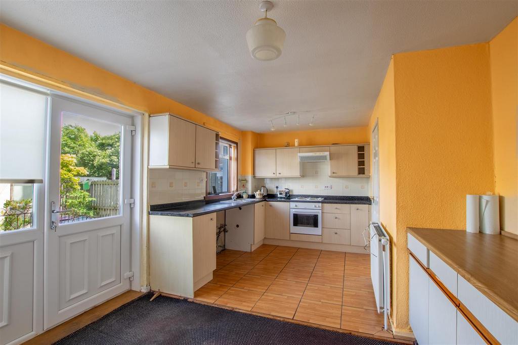 Kitchen-2.jpg