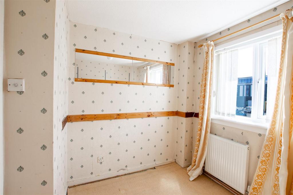 Bedroom.one.jpg