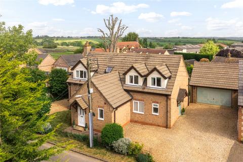 Moorend Road, Yardley Gobion, Towcester, Northamptonshire, NN12