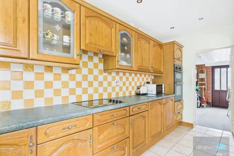 3 bedroom semi-detached house for sale, Wallows Wood, Dudley DY3