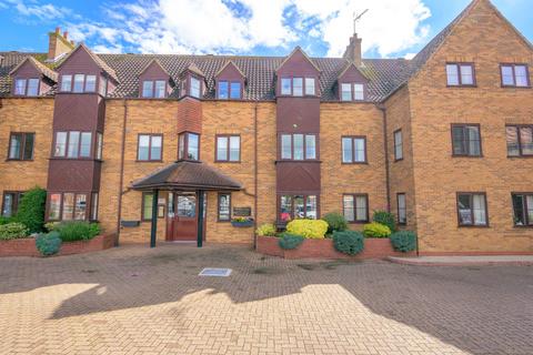 1 bedroom flat for sale, Willoughby Road, Boston, PE21