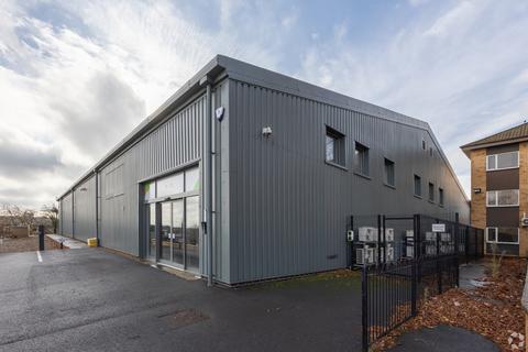 Warehouse to rent, 18-20 Bradfield Rd Wellingborough NN8 4HB