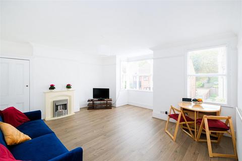 16a Woodland Road, Chingford, London, E4 7EU