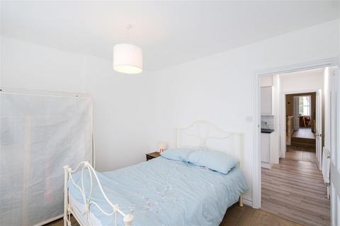 16a Woodland Road, Chingford, London, E4 7EU