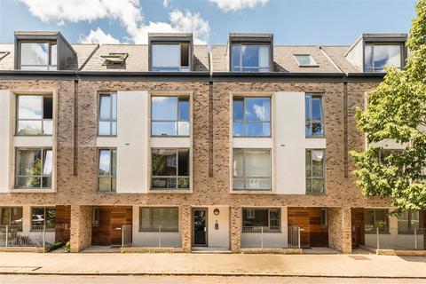 Liberty Street, London SW9