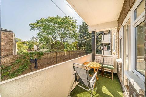 2 bedroom flat for sale, Park Road, Kingston Upon Thames KT1