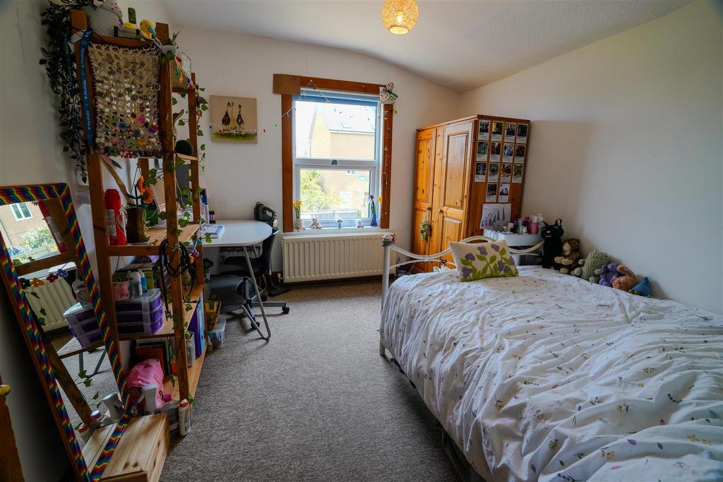 Bedroom 3.jpg