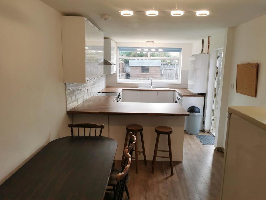 Kitchen Diner.jpg