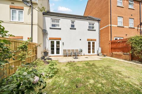 44 Hart Close, Royal Wootton Bassett, Swindon, SN4 7FN