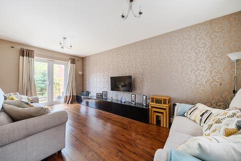 44 Hart Close, Royal Wootton Bassett, Swindon, SN4 7FN