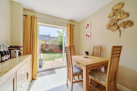44 Hart Close, Royal Wootton Bassett, Swindon, SN4 7FN