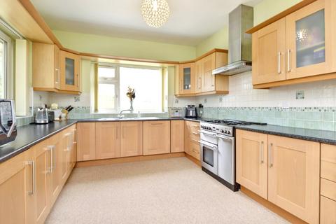14 Birches Barn Avenue, Wolverhampton, WV3 7BT