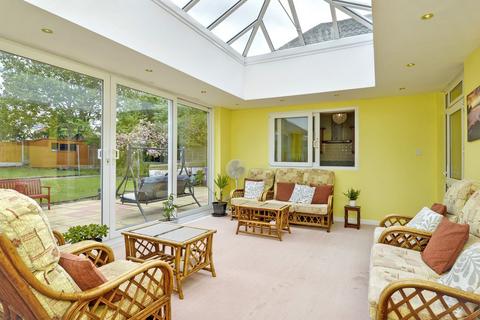 14 Birches Barn Avenue, Wolverhampton, WV3 7BT