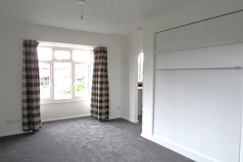 Studio to rent, Oaklands Croft, Sutton Coldfield B76