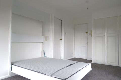 Studio to rent, Oaklands Croft, Sutton Coldfield B76