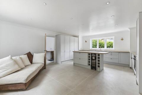 undefined, High Street, Burbage, Marlborough, SN8 3AA