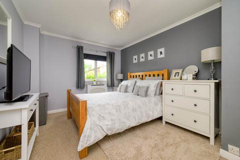 12 Eliot Close, Emmer Green, Reading, RG4 8PP