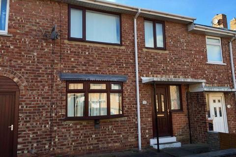 2 bedroom terraced house to rent, Wakenshaw Road, Gilesgate, Durham