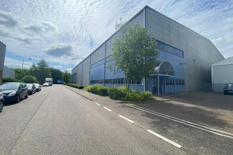 Warehouse to rent, Mead Park, River Way Harlow CM20 2SE