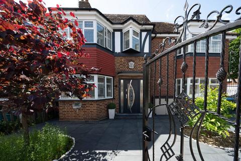 4 bedroom semi-detached house to rent, Fanshawe Road, Richmond, Ham, Richmond, TW10